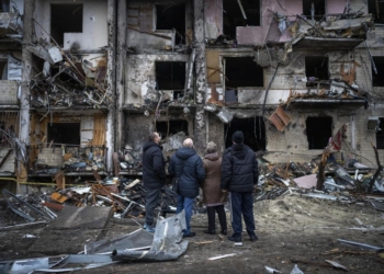 Dita e dytë e luftimeve në Ukrainë përmes fotografive