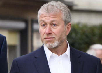 Abramovich merr pjesë në bisedimt Ukrainë – Rusi