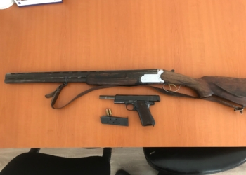 Arrestohen 4 persona në Klinë për armëmbajtje pa leje