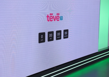 Tëvë1 fillon transmetimin, nga sonte programe të ndryshme në ekranet tuaja