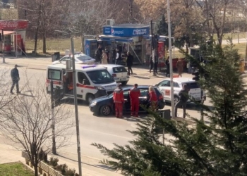 Aksident në Prishtinë, lëndohet një person