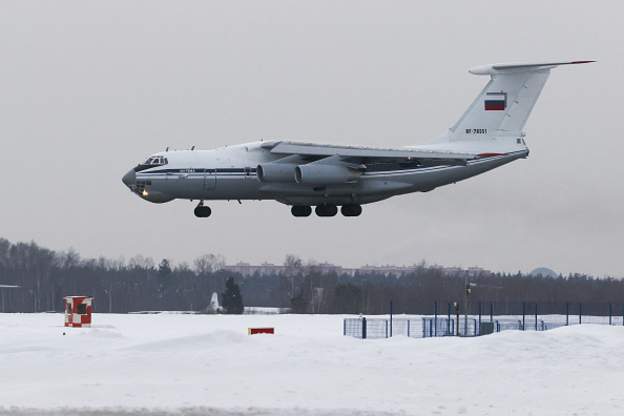 Aeroplani ushtarak rus.