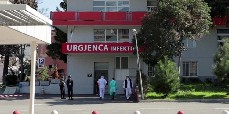Shqipëri, 2 të vdekur nga Covid-19
