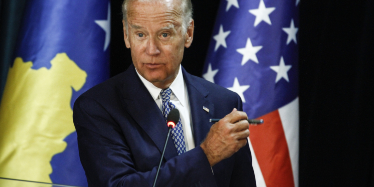 Bideni rithekson: Marrëveshja Kosovë – Serbi duhet të jetë e përqendruar te njohja reciproke