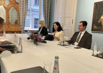 Kurti, Osmani e Gërvalla i kërkojnë Greqisë njohjen e Kosovës