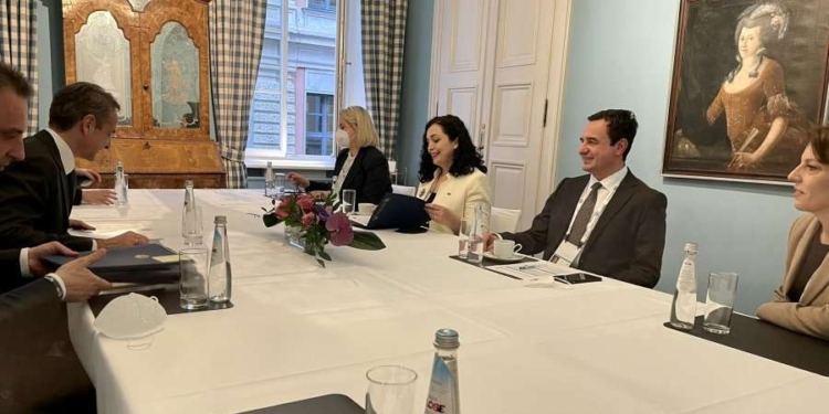 Kurti, Osmani e Gërvalla i kërkojnë Greqisë njohjen e Kosovës