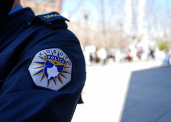 Mosmarrëveshje për pronësi me motrën e tij, vëllai raporton rastin në Polici