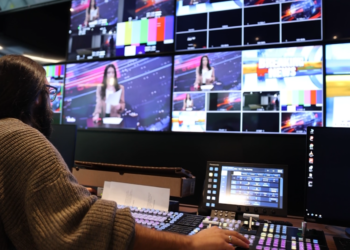 Si lindi ideja dhe cili është misioni i Tëvë1  (Dokumentar)