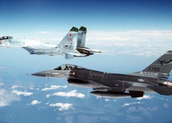 Aeroplanët amerikanë patën një takim “armiqësor” me ata rusë mbi Detin Mesdhe