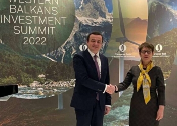 Kurti në Samitin e Londrës: Kosova ofron mundësi të shumta për investitorët e huaj