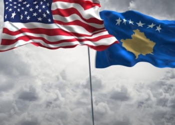 Ambasada amerikane reagon pas sanksioneve të Kosovës ndaj Rusisë