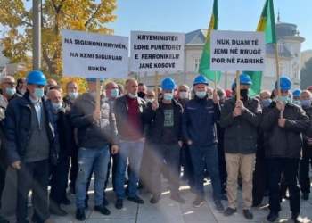Punëtorët e “Feronikelit” të enjten protestojnë para Qeverisë