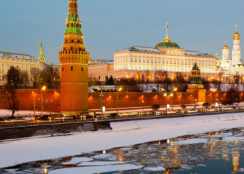 Rusia paralajmëron shtetet që furnizojnë Ukrainën me armë