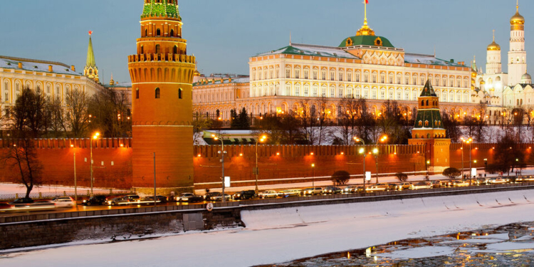 Rusia paralajmëron shtetet që furnizojnë Ukrainën me armë