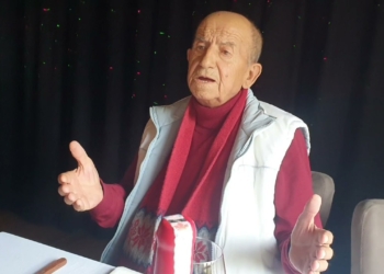 Ndërron jetë këngëtari i njohur kosovar, Luan Hajra