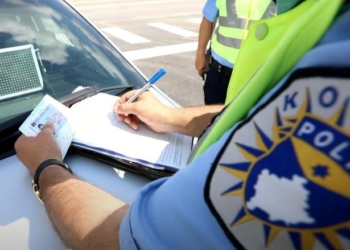 Mbi 1000 gjoba trafiku në 24 orët e fundit në Kosovë