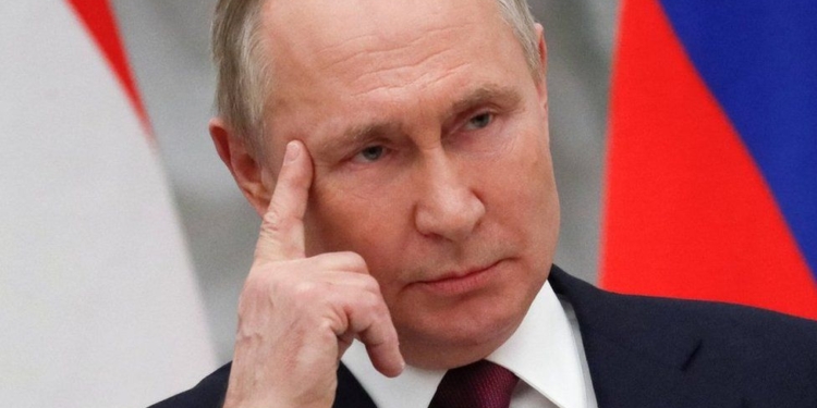 Putin në favor të rrugës diplomatike,thotë Kremlini