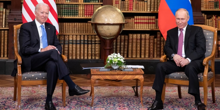 Joe Biden takohet me Putinin, për diskutime me krizën në Ukrainë