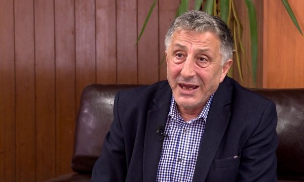 SBASHK-u paralajmëron greva më 2 prill, kërkojnë që mësimdhënësit të mbështeten me nga 100 euro