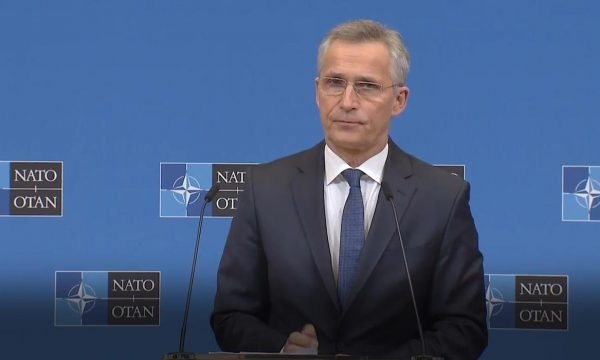 NATO: Rusia dëshiron t’i rivizatojë kufijtë në Evropë dhe ta rishkruajë arkitekturën globale të sigurisë