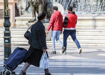 Dy të vdekur dhe 674 të infektuar me COVID-19 në Maqedoninë e Veriut