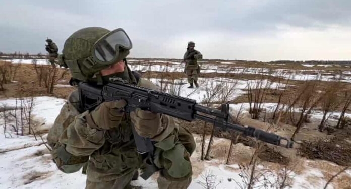 Ushtria ukrainase thotë se po i reziston sulmit rus nga veriu