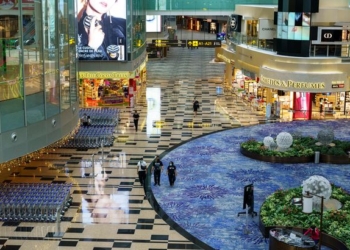 Aeroporti Changi për tetë vjet radhazi vlerësohet aeroporti më i mirë në botë