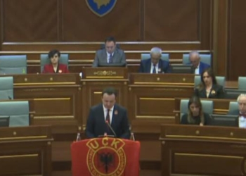 Kurti: Në Hagë po mbahen në burg bashkëluftëtarët e Hamëz dhe Adem Jasharit