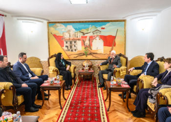 Osmani: Sakrifica dhe trimëria e Jasharajve do të mbesin dritë udhërrëfyese për breza të tërë