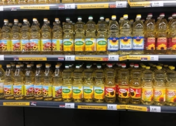 Rritja e çmimit të vajit në 3,49, reagim i madh nga qytetarët, shteti hesht