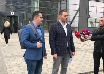 Avokatët e Gramoz Vokrrit e dorëzojnë në Gjykatë padinë ndaj FFK-së