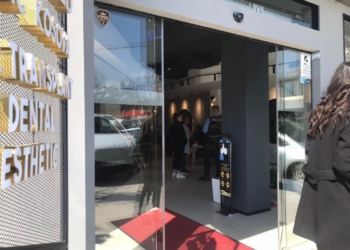 Bastiset klinika për transplantimin e flokëve në Prishtinë