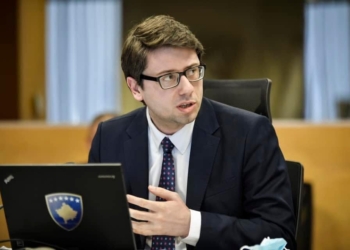 Qeveria miratoi sot 298 milionë euro projekte