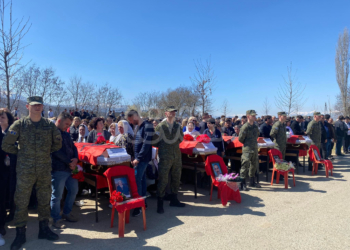 Rivarrosen mbetjet mortore të shtatë viktimave të luftës nga masakra e Krushës së vogël