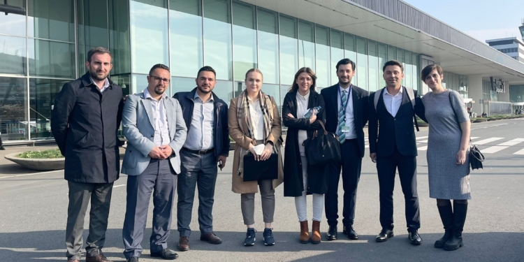 Vizitat në Hagë nga zyrtarët shtetërorë po shihen të pa nevojshme