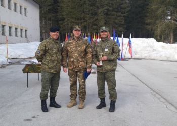 Dy ushtarakë të FSK-së marrin pjesë në garën e Kampit Ndërkombëtar të NATO-s