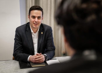 Profesoresha universitare i bashkohet LDK-së