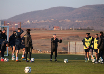 Me çfarë formacioni mund të luaj Giresse nesër ndaj Burkina Faso?