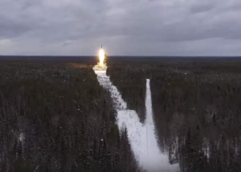 Rusia lëshon raketën hipersonike për të dytën ditë radhazi