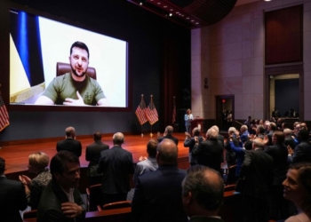 Zelensky para Kongresit amerikan: Jeta ime ndaloi kur u vranë 100 fëmijë