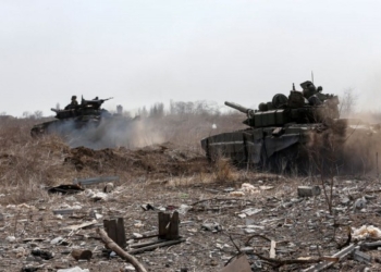 ​Zelensky: Mariupoli po “bëhet hi”, por qyteti do të “mbijetojë”