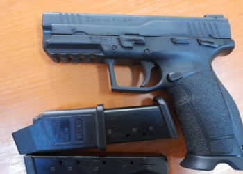 Gjakovë, nxënësi në shkollë me armë zjarri, policia merret me rastin