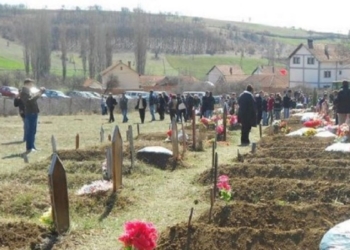 23 vjet nga masakra në Izbicë