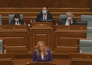 Bytyqi e AAK-së: Nuk votuam projektkodin për ta mbrojtur familjen