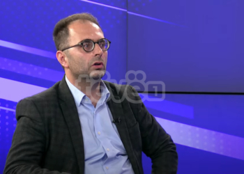 Zeneli sqaron se çka është lufta hibride