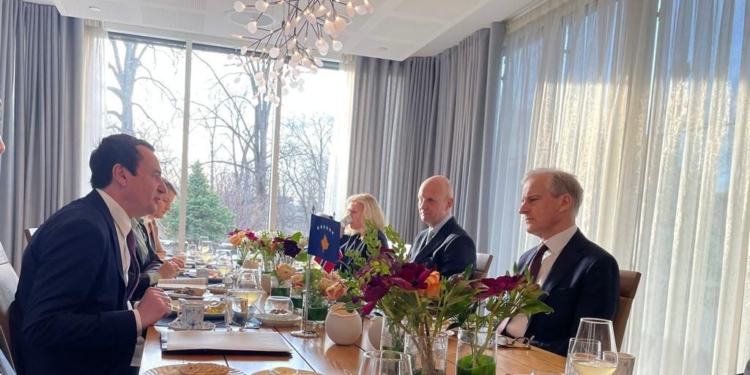 Kurti në Norvegji kërkon rritje të bashkëpunimit ekonomik mes dy vendeve