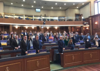 Deputetët e Kosovës solidarizohen me Ukrainën “Qëndrojmë me ju”