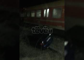 Treni godet veturën në Pejë, lëndohet një person