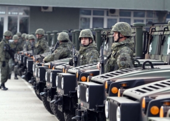 Për 24 orë, qindra mijëra euro premtohen për Ushtrinë E Kosovës (VIDEO)