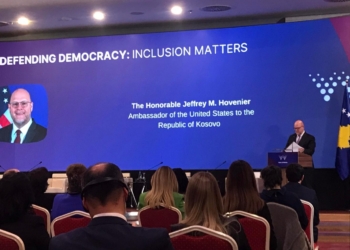 Hovenier: Nuk do të marr pjesë në një panel ku ka vetëm burra